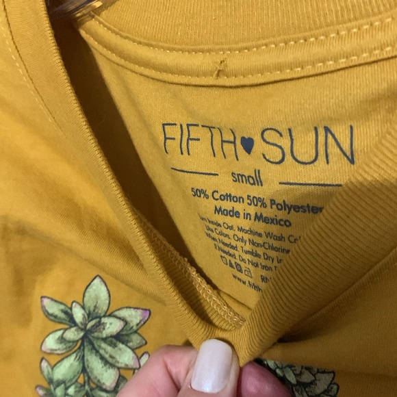 FIFTH SUN tee - Picture 2 of 4